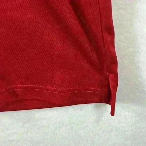 PGA Tour Men’s Polo Size XL Red Polyester Short Sleeves Christmas Golf Casual - Picture 6 of 8